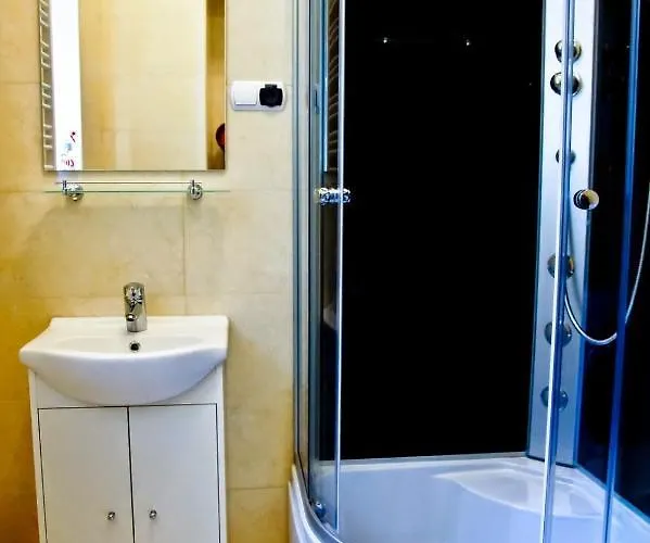 Pomaranczowy Narutowicza 11